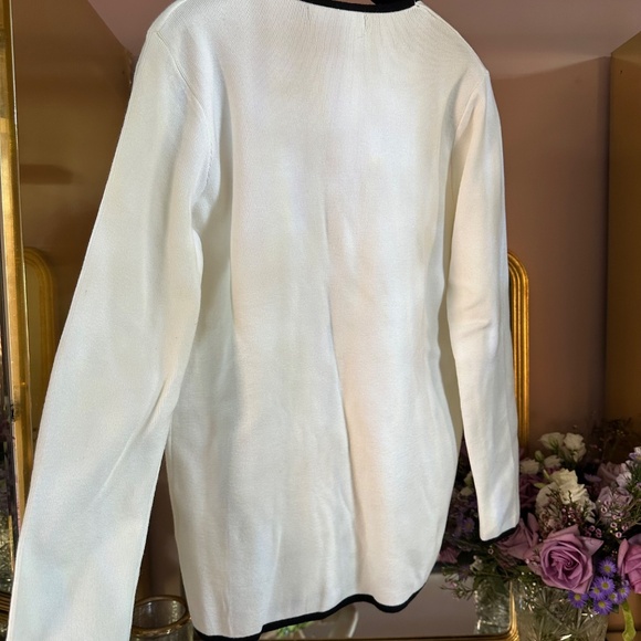 NWT Gold Button Cardigan W/ Black & White Contrast - Picture 6 of 8